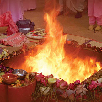 Inextinguishable offering fire, Yaga , Kyamkulam, Kerala